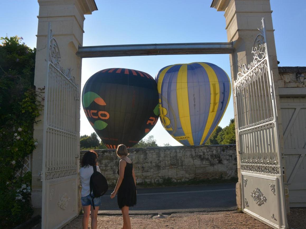 La Penesais Villa Beaumont-en-Véron Buitenkant foto